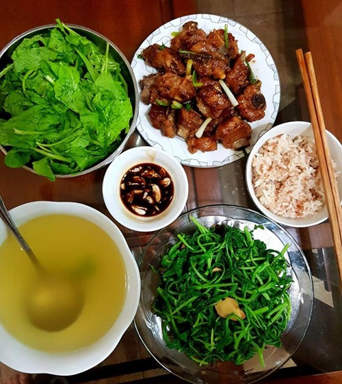ba-me-hai-con-o-hung-yen-thu-hang-ta-nong-phm-tu-vuon-rau-san-thuong-40-m2-12