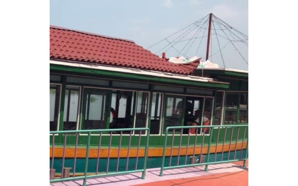 Du lịch vượt khó